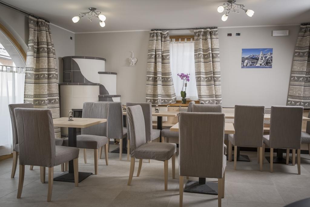 Aparthotel Dolomites Living&Relax Commezzadura Eksteriør bilde